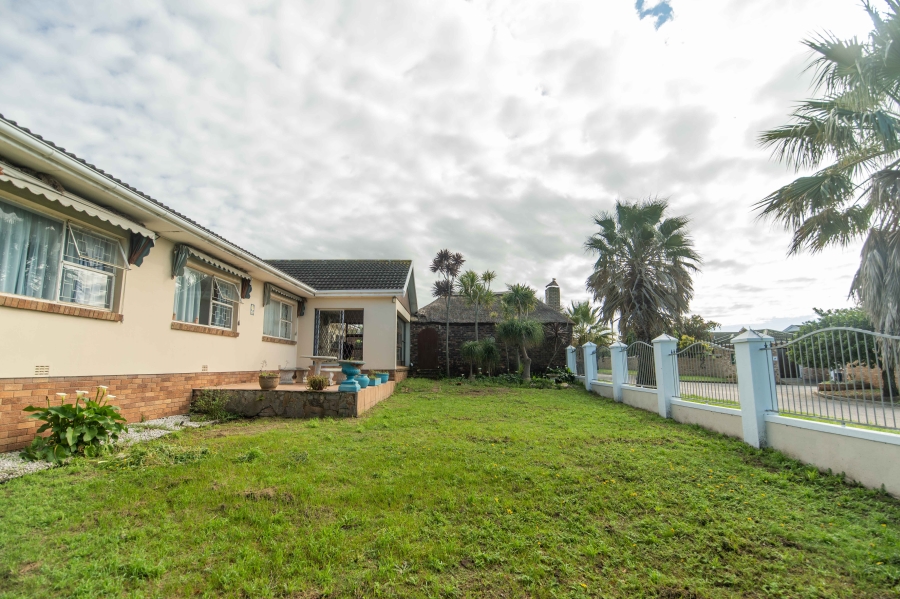 4 Bedroom Property for Sale in Fernglen Eastern Cape
